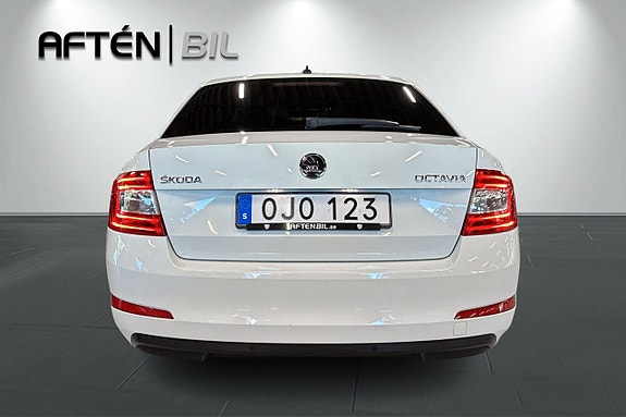 Skoda Octavia 9 of 25