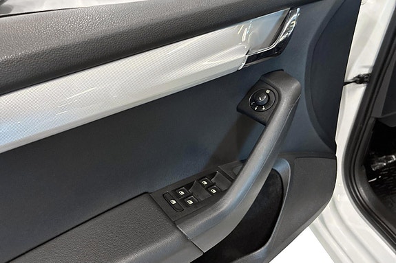 Skoda Octavia 18 of 25