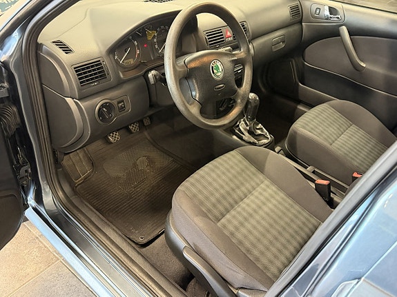 Skoda Octavia 14 of 17