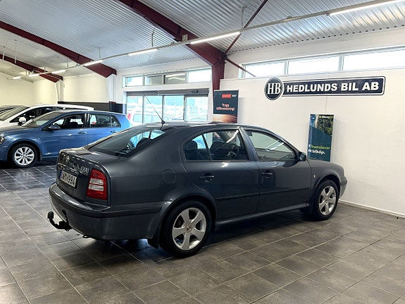 Skoda Octavia 11 of 17