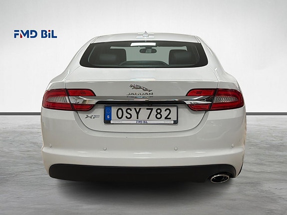 Jaguar XF 6 of 30