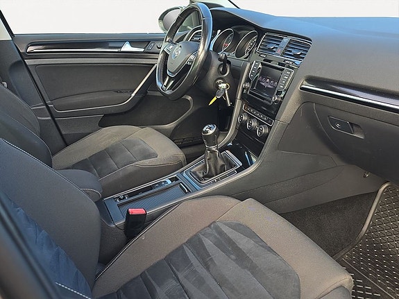 Volkswagen Golf I 11 of 17