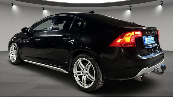 Volvo S60 4 of 8