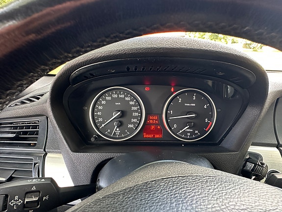 BMW X5 8 of 10