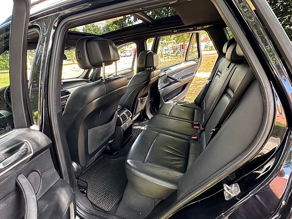 BMW X5 2 of 10