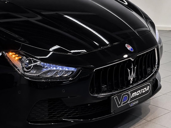 Maserati Ghibli 12 of 23