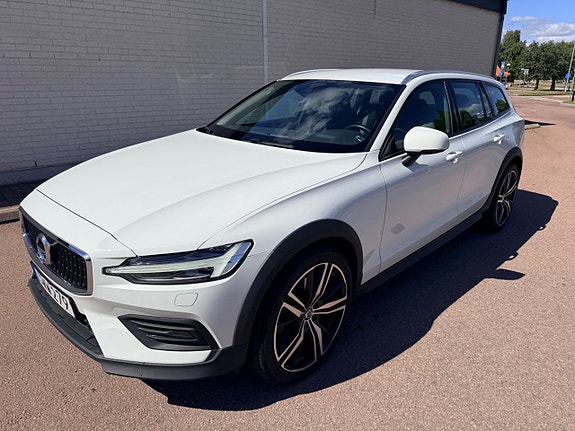 Volvo V60 Cross Country