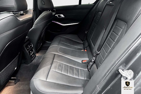 BMW M340d 19 of 20