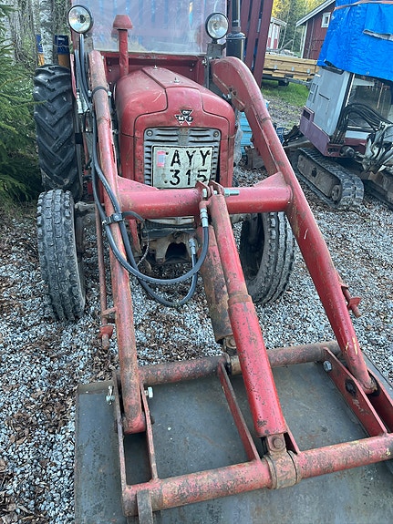 Massey Ferguson 35 3 of 4