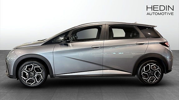 BYD Dolphin 6 of 9