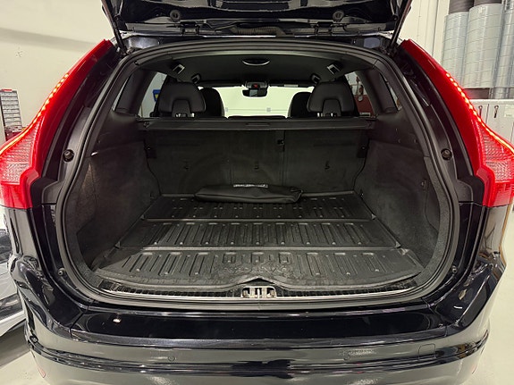 Volvo XC60 18 of 18