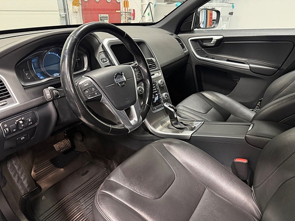 Volvo XC60 7 of 18