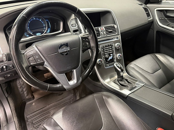 Volvo XC60 8 of 18