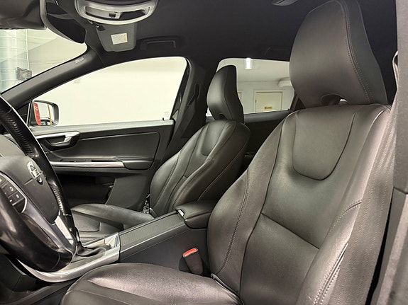Volvo XC60 9 of 18