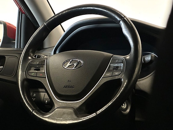 Hyundai i20 8 of 11