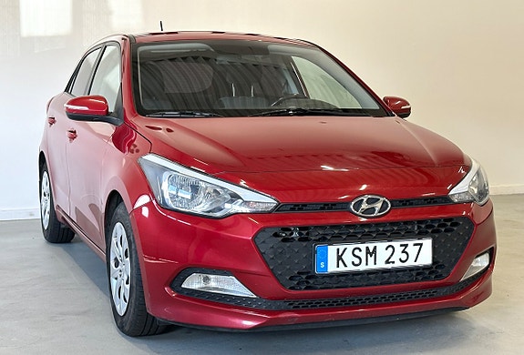 Hyundai i20 3 of 11