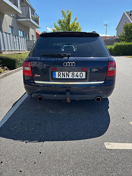 Audi S6 8 of 8