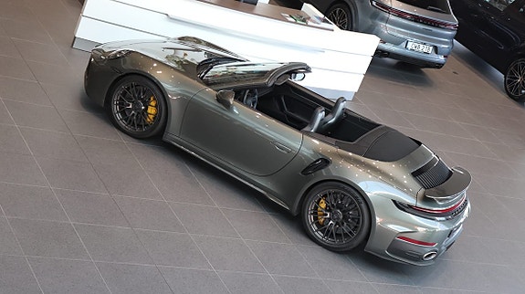 Porsche 911 Turbo S 6 of 10