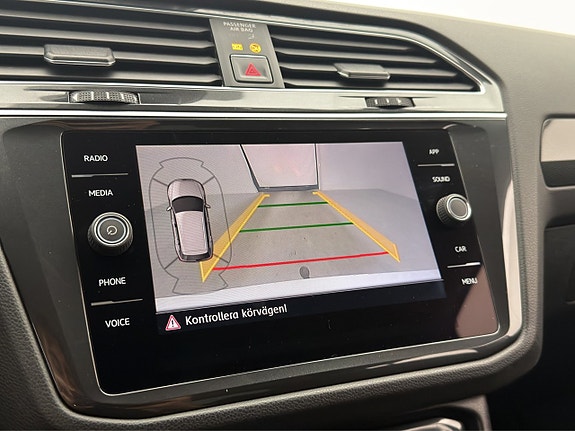 Volkswagen Tiguan 13 of 28