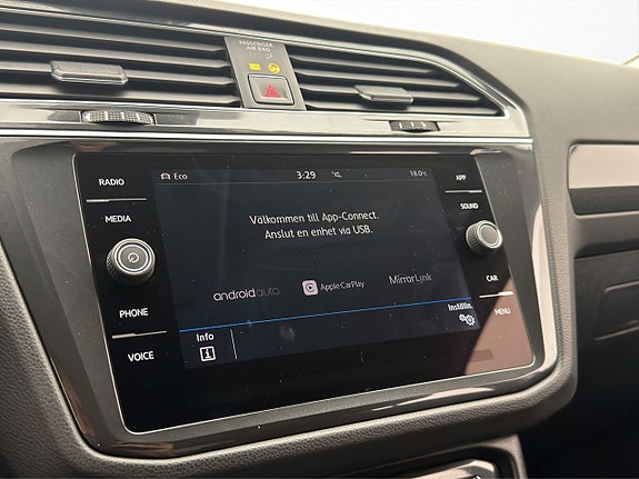 Volkswagen Tiguan 19 of 28