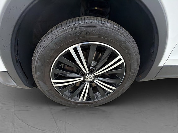 Volkswagen Tiguan 25 of 28