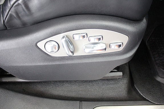 Porsche Cayenne Turbo 21 of 22