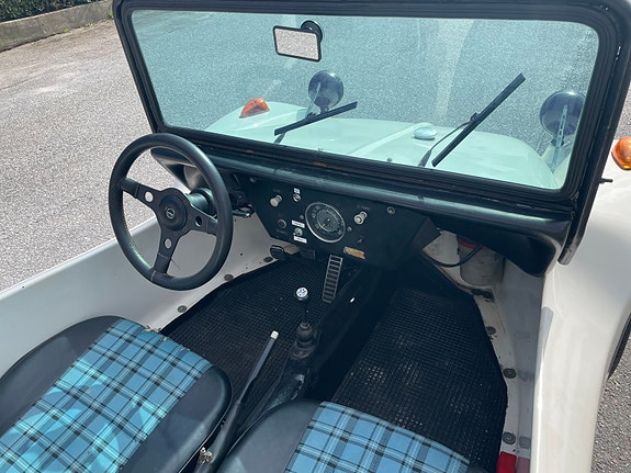 Volkswagen Type 15 4 of 7