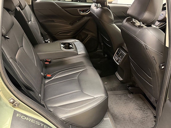 Subaru Forester 8 of 30