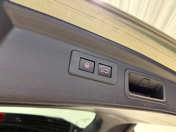 Subaru Forester 13 of 30