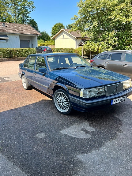 Volvo 940 2 of 5