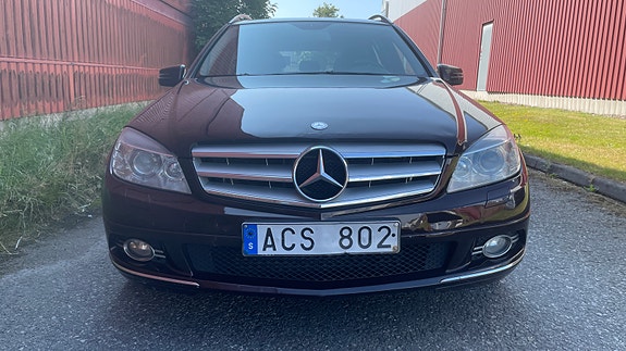 Mercedes-Benz C180 8 of 22