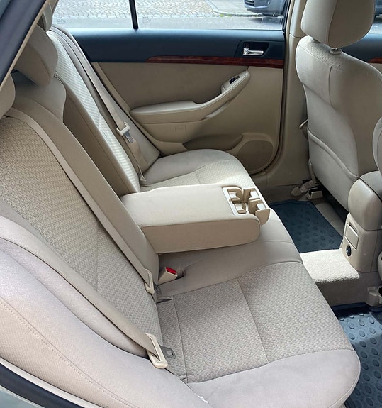 Toyota Avensis 10 of 13
