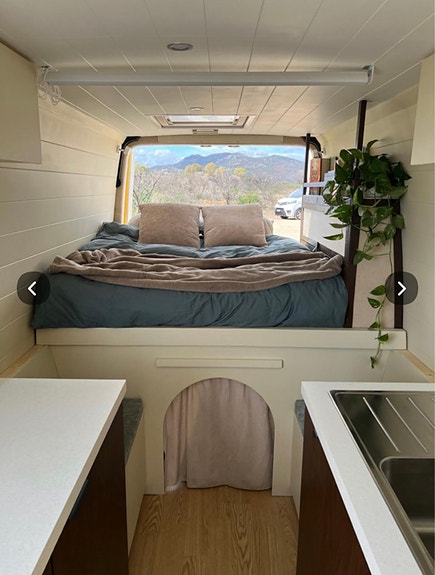 Mercedes-Benz Sprinter 316 Ngt Campervan 3 of 8