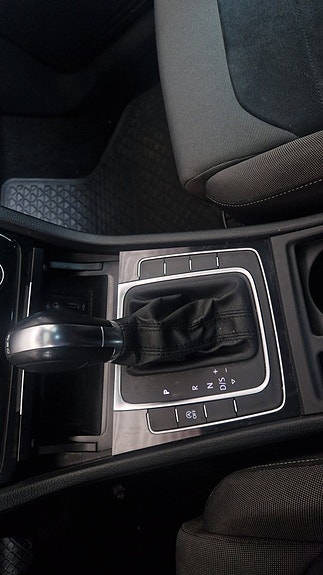 Volkswagen Golf VII 17 of 19