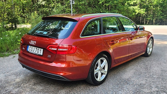 Audi A4 5 of 12