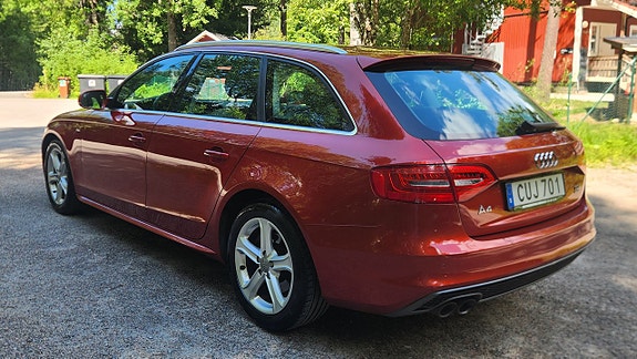 Audi A4 3 of 12
