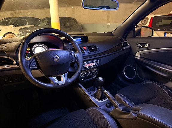 Renault Megane III 3 of 10