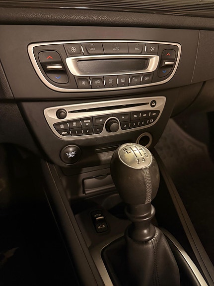Renault Megane III 10 of 10