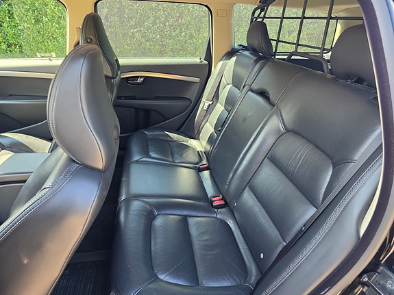 Volvo XC70 9 of 9