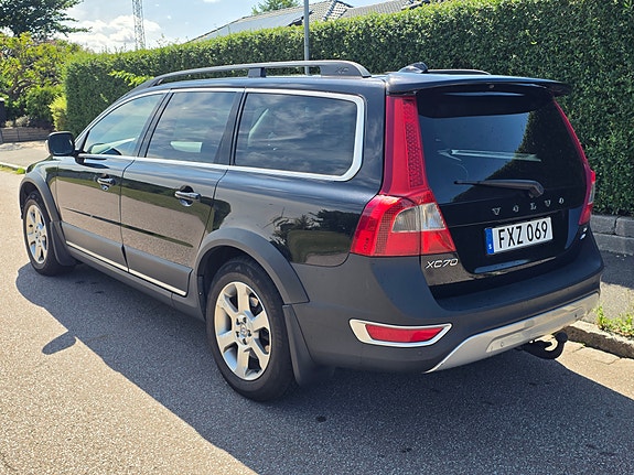 Volvo XC70 4 of 9