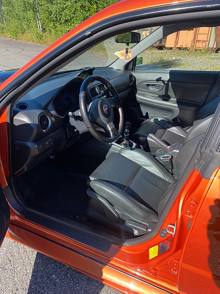 Subaru Impreza 10 of 17