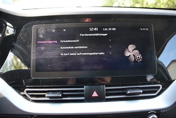 Kia Niro 14 of 24