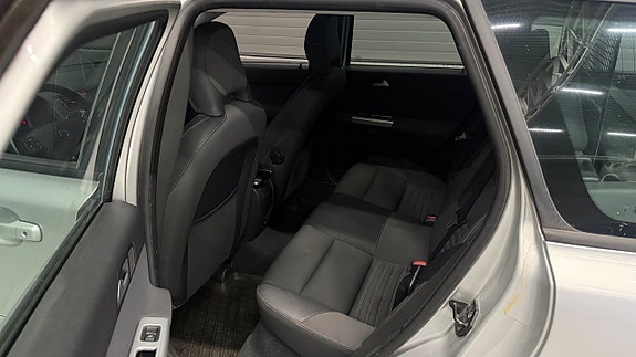 Volvo V50 14 of 25