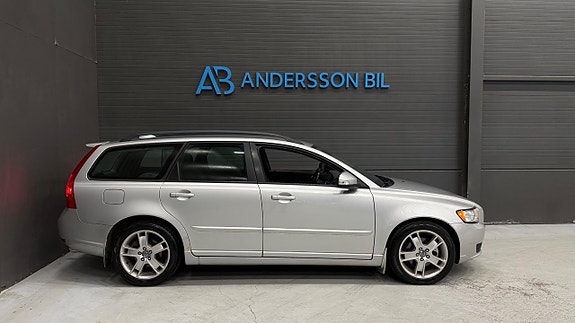 Volvo V50 5 of 25