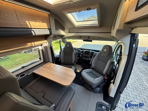 Kabe Affinity ONE * Fullutrustad * 180 Hk * Dieselvärmare * Våningssäng * 4 of 17