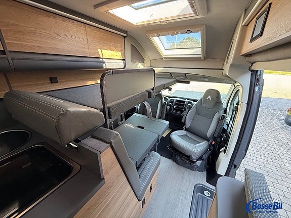 Kabe Affinity ONE * Fullutrustad * 180 Hk * Dieselvärmare * Våningssäng * 13 of 17