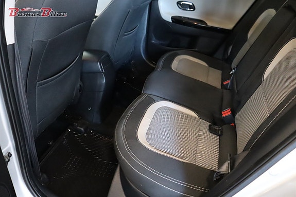 Kia Ceed 15 of 20