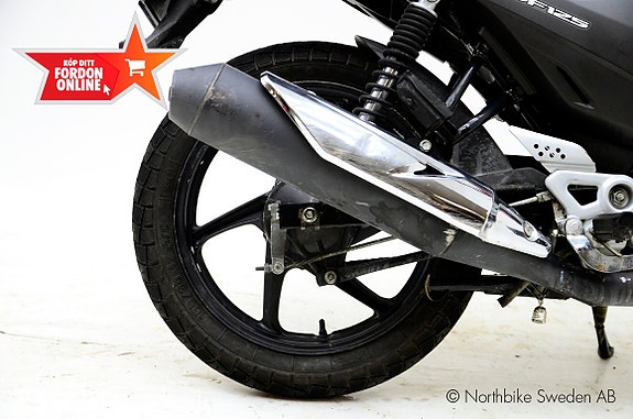 Honda CBF125 5 of 11