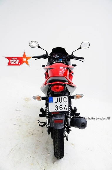 Honda CBF125 4 of 11