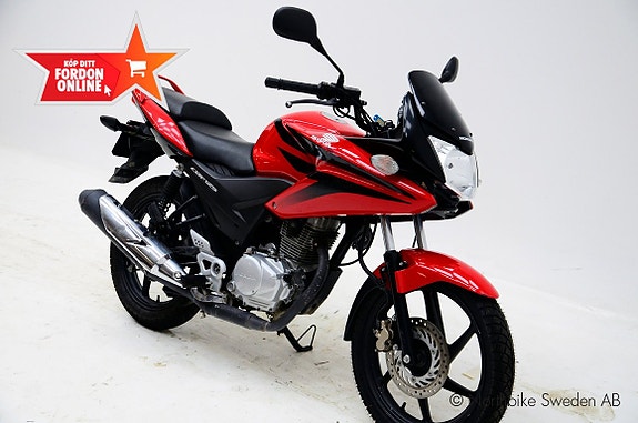 Honda CBF125 2 of 11